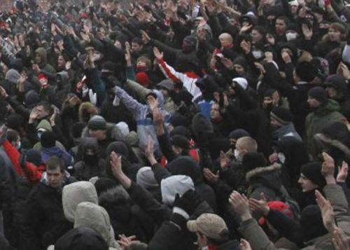 Football_fans_in_Moscow21