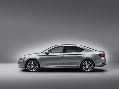 SKODA Superb1